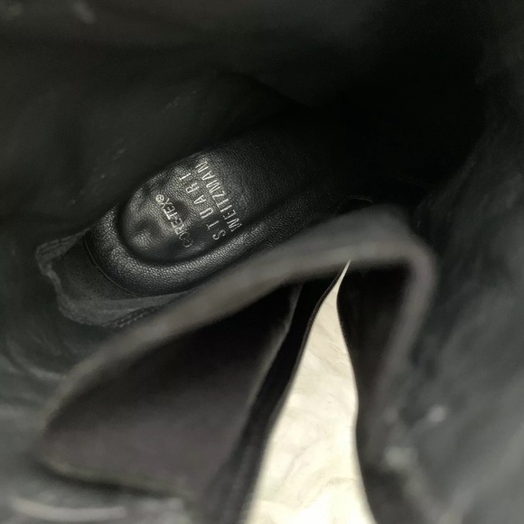 Stuart Weitzman Gore-Tex Suede Trim Block Heel Square Toe Black Boots - Picture 11 of 11